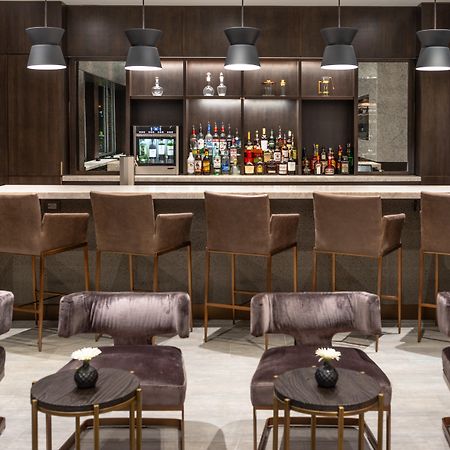 Holiday Inn Boston Logan Airport - Chelsea By Ihg Εξωτερικό φωτογραφία