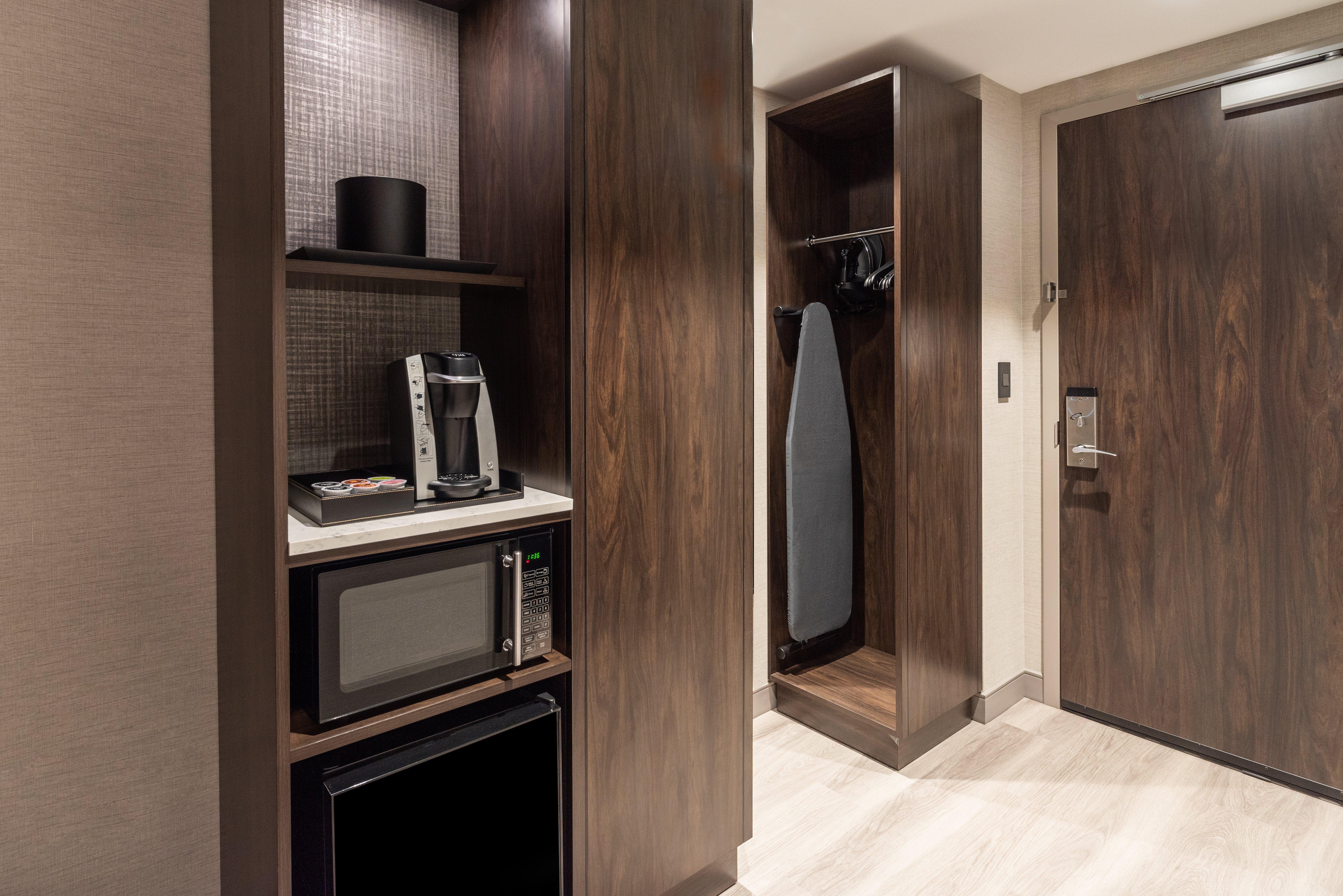 Holiday Inn Boston Logan Airport - Chelsea By Ihg Εξωτερικό φωτογραφία