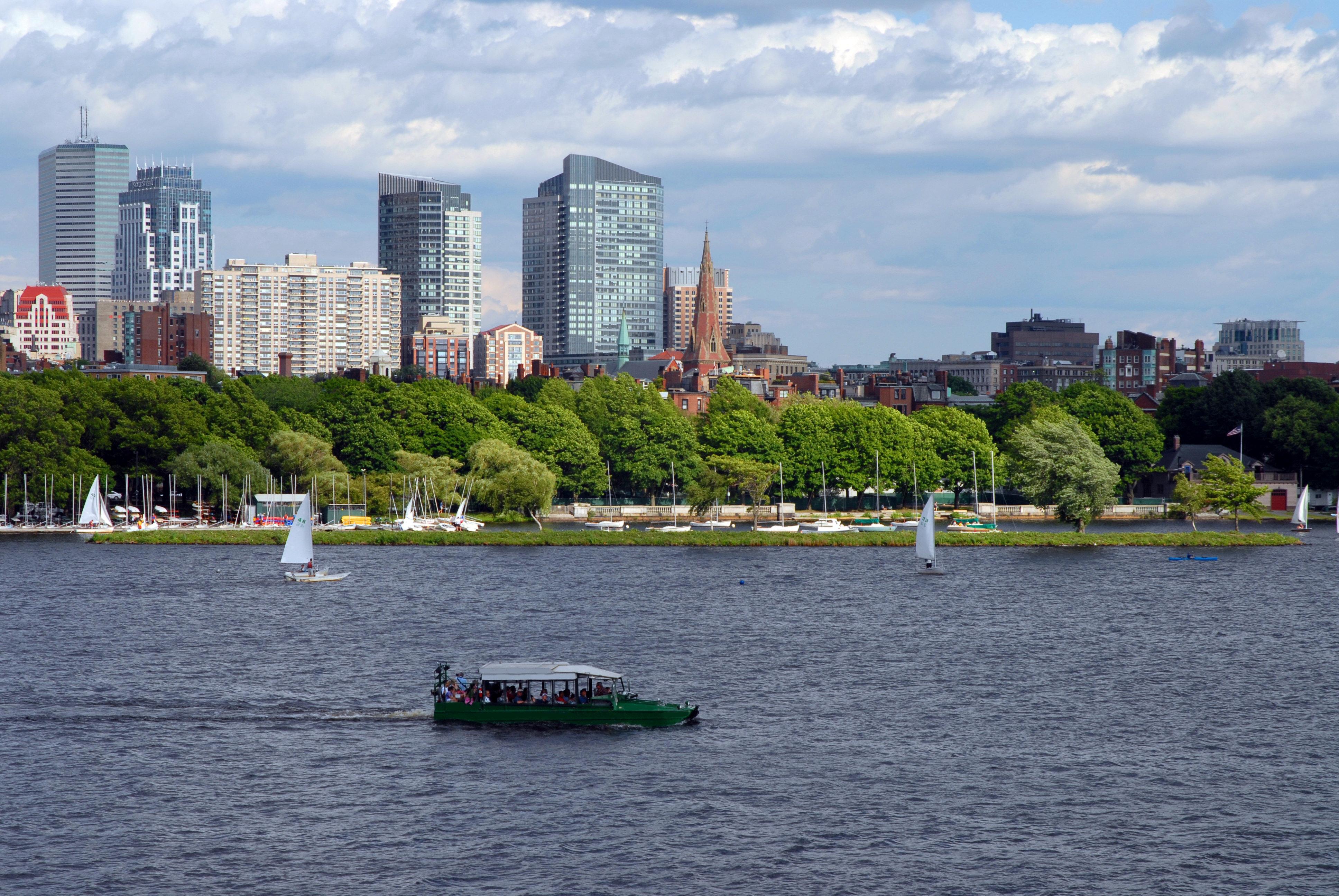 Holiday Inn Boston Logan Airport - Chelsea By Ihg Εξωτερικό φωτογραφία
